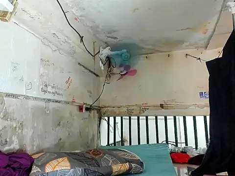 manilafoxts' Webcam Show