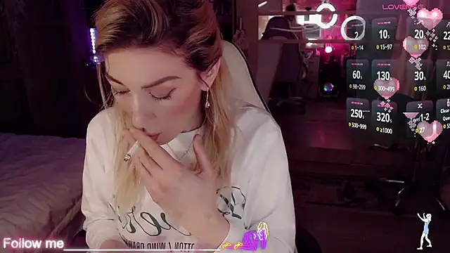 AnnieGOld_'s Live XXX Chat