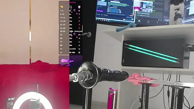 MaileenMilf élő XXX-chatje