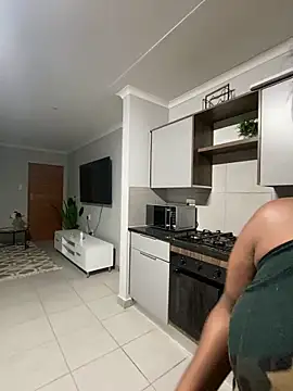 Онлайн чат XXX MissLola27