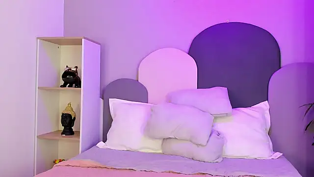 TaraCarson Chat XXX in diretta