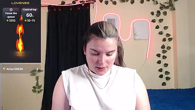 Nika_1_'s Live XXX Chat