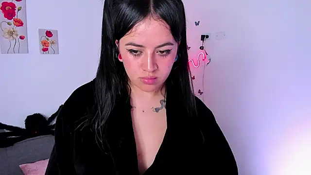 lilielou_ Chat XXX in diretta