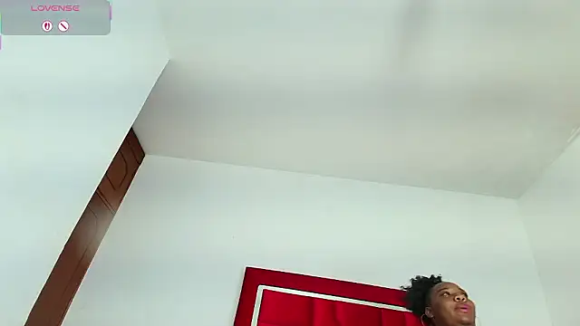 Breisy_bigboobs' Live XXX Chat