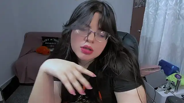 Aria_Fullbuster's Live XXX Chat