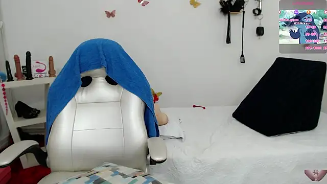 mom_hot__'s Live XXX Chat