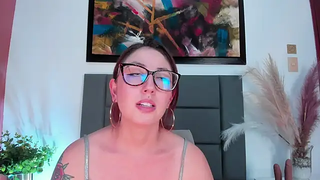 Emilywatsonn's Live XXX Chat