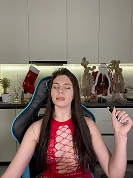 CurlyLara's Live XXX Chat