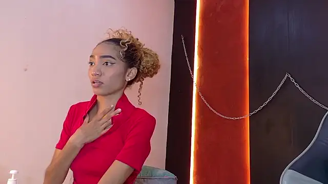 Charlotte_Love10 – Naživo XXX chat