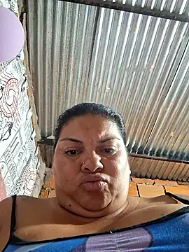 chubby_sexy_big_tits' Live XXX Chat