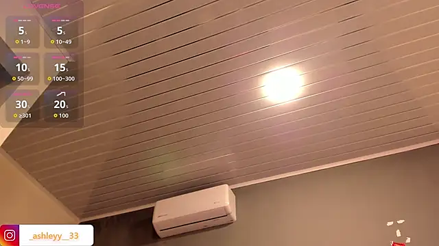_Ashley_33's Live XXX Chat