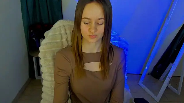 Catherine_e – Naživo XXX chat