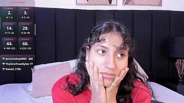 niia7: онлайн-секс-чат