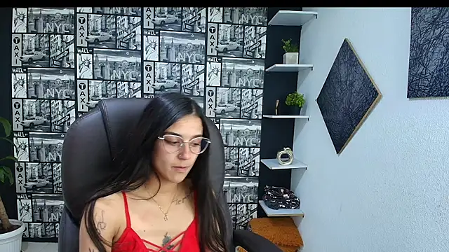 DanielaMonroe's Live XXX Chat