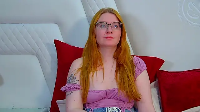 AliceAllisons' Live XXX Chat