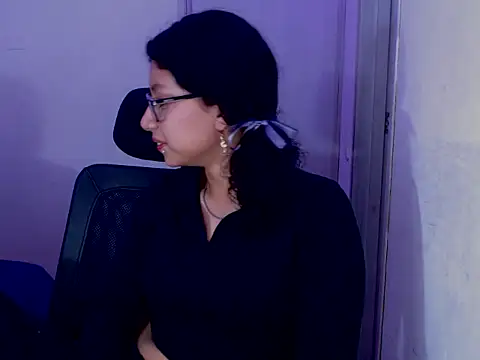 Ivonnybonn – Naživo XXX chat