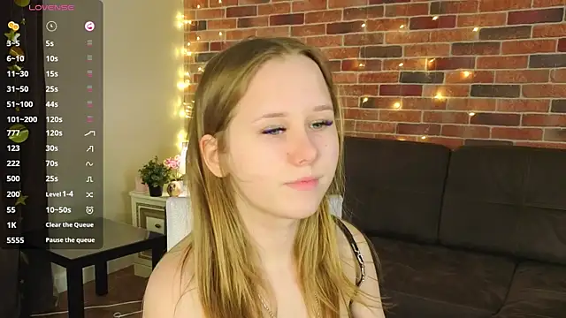 VoidElaris' Live XXX Chat