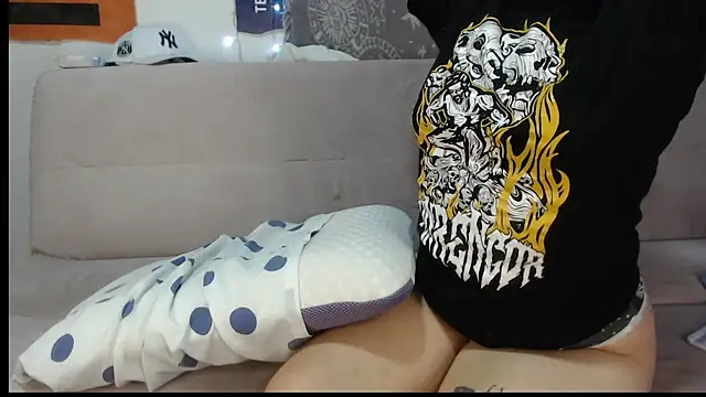 6mey6mey6's Live XXX Chat