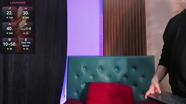 Hiddenhotcake's Live XXX Chat