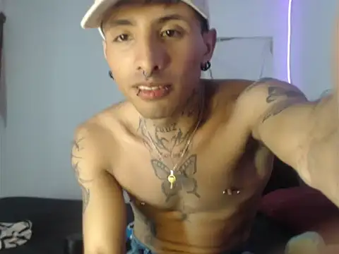 pol_lu's Live XXX Chat