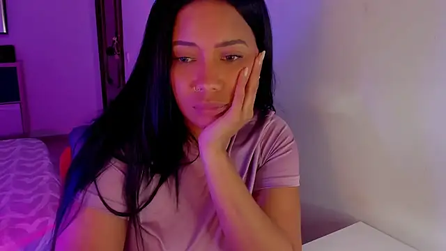 NicolePasqualott – Naživo XXX chat