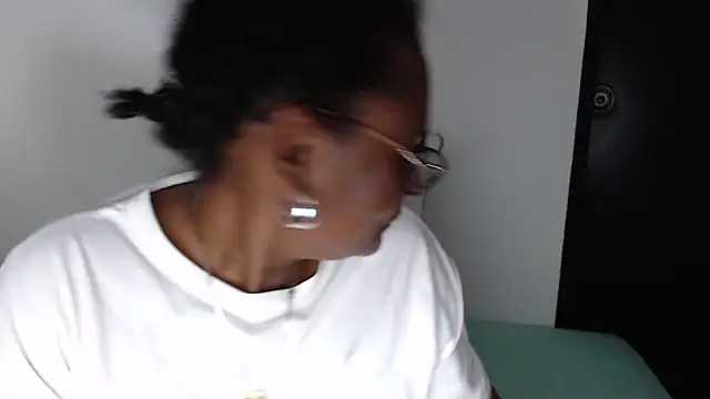 Chat XXX en directo de dana-black