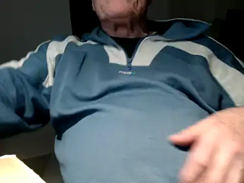 Chat +18 de zemm54 ao vivo