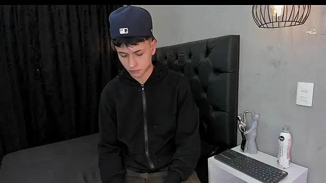 stephane_rouss' Live XXX Chat