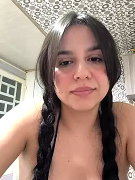 Chat +18 de Daniela-rosee ao vivo