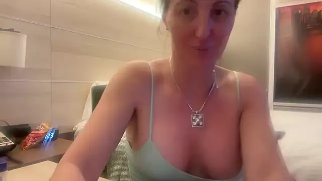 NurseStephania Chat XXX in diretta