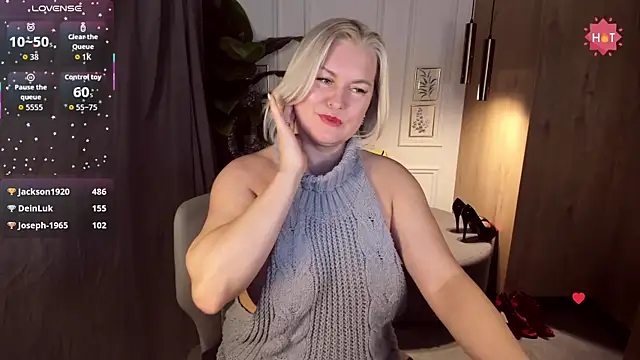 YolandaKiss' Live XXX Chat