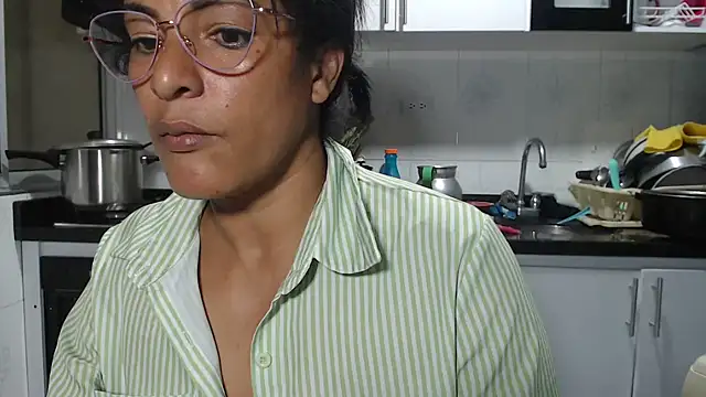 kateleyagrey Chat XXX live