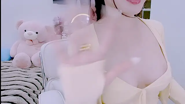 Pari_Kilian22's Live XXX Chat