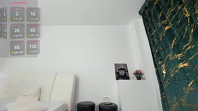 innocent_eva1's Live XXX Chat