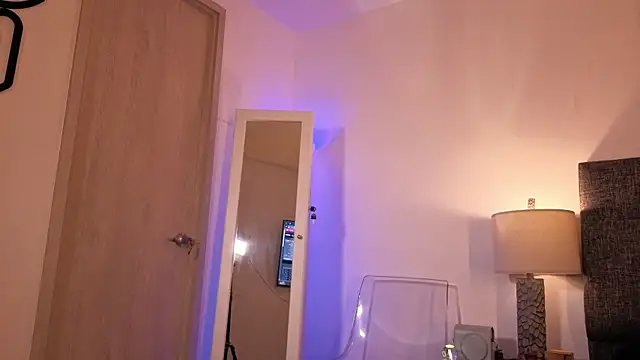 mandi4pole_'s Live XXX Chat