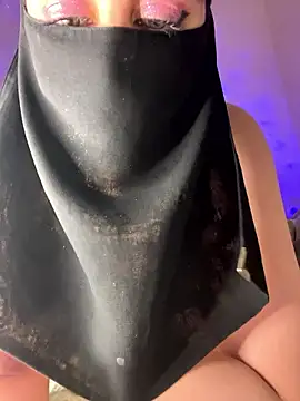 Jumanaa's Live XXX Chat