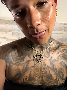 xbigpeach élő XXX-chatje