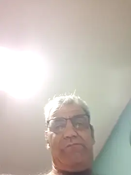 delfi6 Adlı Modelin Canlı XXX Sohbeti