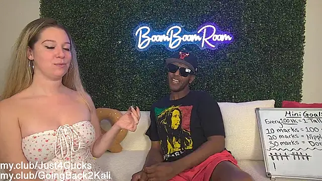 Chat XXX ao vivo de boomboomr00m