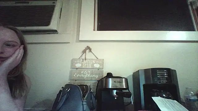 PhatAssBlond's Live XXX Chat