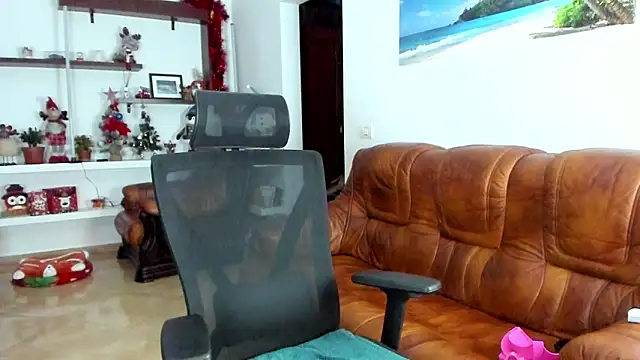 HeavenAva's Live XXX Chat