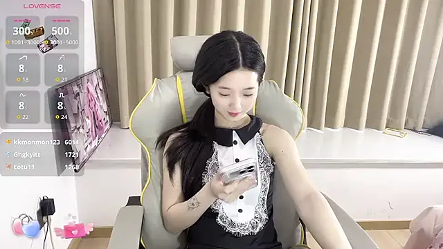 OiOi-666's Live XXX Chat