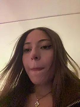 PrettyAmber's Live XXX Chat