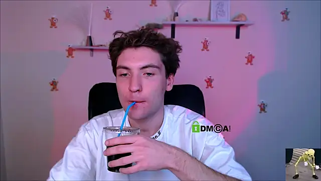 joseph_bear_'s Webcam Show