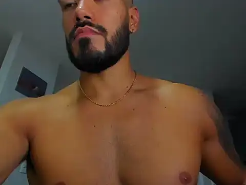 Alexander_Martines' Live XXX Chat