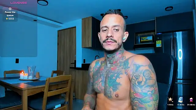 fitnolan's Live XXX Chat