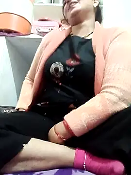 Mohni_love's Webcam Show