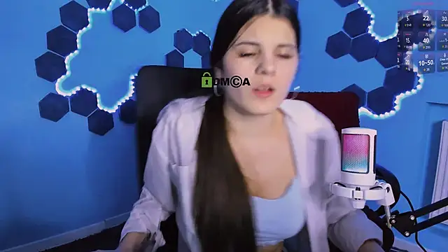 lizzie_boom_'s Live XXX Chat