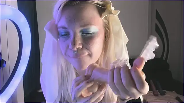 HelenGoat's Live XXX Chat