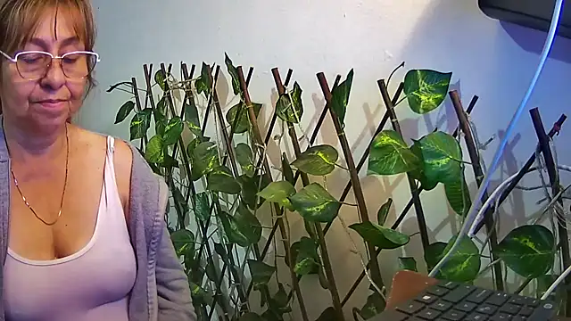 nicoltatiana_'s Webcam Show